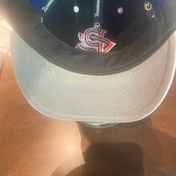 Red White Blue fitted ball cap. - Picture 11 of 11